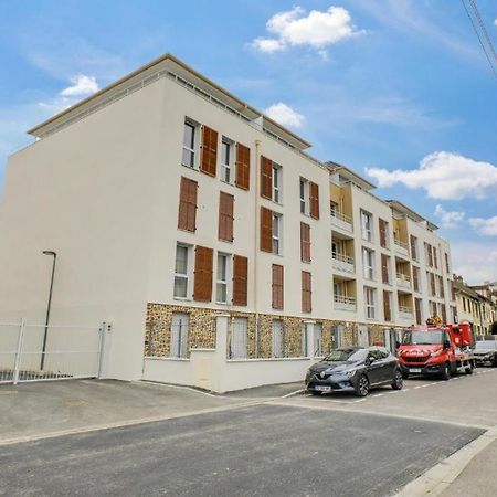Appartement F2 De Haut Standing En Hypercentre Avec Jardin Prive A 270 M De La Gare De Mantes ! Экстерьер фото