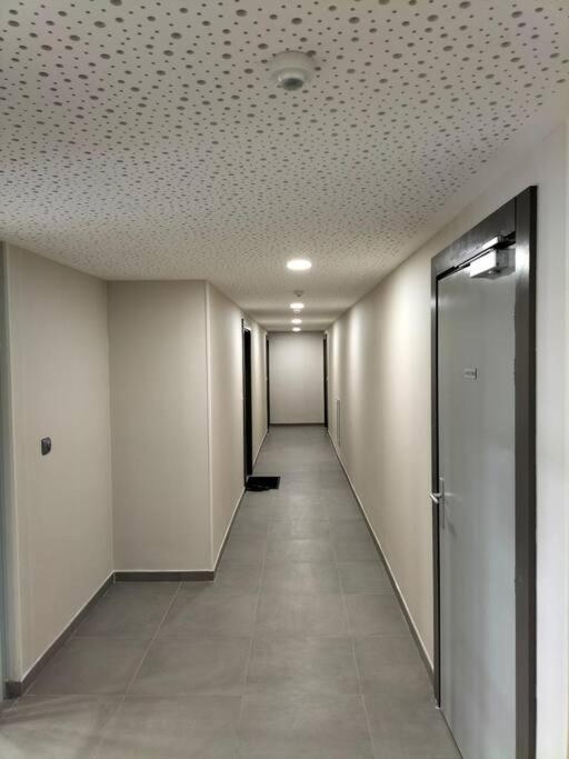 Appartement F2 De Haut Standing En Hypercentre Avec Jardin Prive A 270 M De La Gare De Mantes ! Экстерьер фото